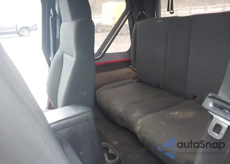 2006 Jeep Wrangler X z USA, uszkodzony, nr VIN 1J4FA39S16P722956